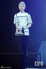 组图：韩团HISTORY举行首张迷你专辑Showcase