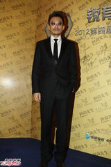 组图：众星云集新锐艺术人物评选 温碧霞乳贴隐现