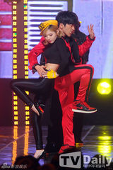 组图:金宇彬告别MCD 泰妍钟铉对唱GirlsDay夺冠