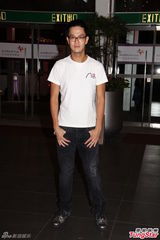 组图：魔力红摇滚开唱 谢婷婷蓝奕邦捧场