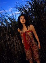 组图：《人间蒸发》曝阿布真理夏日清纯写真