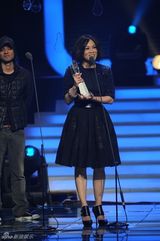 高清：09超级盛典现场高潮不断 张靓颖获奖飙海豚音