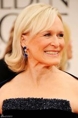 高清组图：格伦-克洛斯着裹胸礼服风采依旧