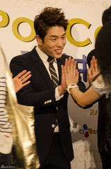 高清组图：2AM香港火热开唱 个人舞台技压全场