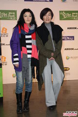 范晓萱与妈妈首拍微电影 呼吁民众关爱动物