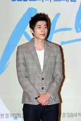 高清组图：韩星张瑞希性感宣传新剧《妇产科》