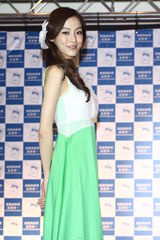 组图：范玮琪新歌送老公 向孙燕姿讨教生子秘方