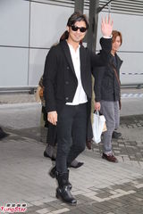 组图：众韩星抵港出席颁奖礼 SuperJunior受欢迎