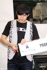 高清图：周杰伦常去教会但并未受洗礼 称信仰很重要