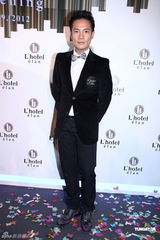 组图：乐基儿证实黎明由公司退位