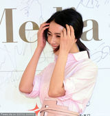 组图：高圆圆许晴粉嫩扮靓 频撩发优雅