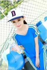 组图：女子酷似杨幂  网友直呼傻傻分不清