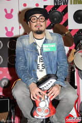 恭硕良拒谈与林忆莲恋情 不想生宝宝