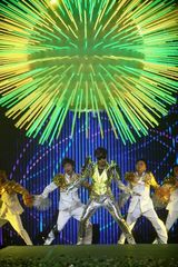 组图：罗志祥个唱化身星际战警 吐露心声歌迷落泪