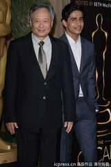 组图：奥斯卡提名午宴 准影后们盛装竞艳