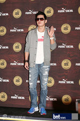 组图：韩星李孝利张赫等出席服饰品牌庆祝晚会