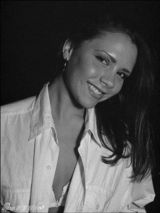 幻灯图集：维多利亚18岁清纯写真 胸部只有A罩杯