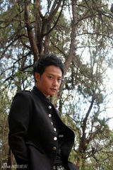 组图：“质感男人”陈志朋忙碌中享受悠闲时光