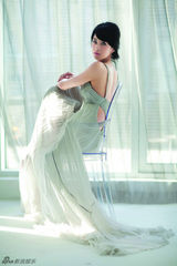 组图：王媛可透视薄纱仙姿玉色 尽展曼妙曲线