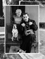 组图：德普帅气登杂志封面 抱熊仔卖萌无敌