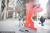 组图：柏林电影节加紧筹备 会场内外焕然一新