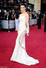 高清组图：李冰冰白色裹胸礼服优雅亮相