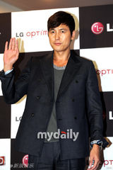 组图：《变形金刚3》韩国首映 郑雨盛(郑宇成)刘雅仁出席