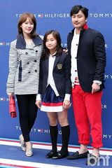 组图：神起昌珉FT在真刘仁娜等为品牌站台