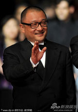 幻灯图集：《日照重庆》戛纳首映 王小帅获最高礼遇