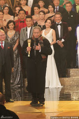 组图：TVB台庆刘兆铭获万千星辉艺人大奖