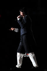 组图：Super Junior与BoA等参加田径赛庆祝演出