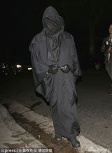 组图:群星惊悚亮相万圣节派对莱昂纳多变蒙面人