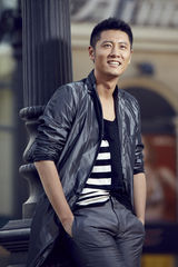 组图：任重推最新写真大片  尽显异域风情