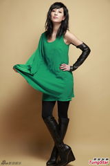 组图：郑希怡与男友共生死 演绎事业着陆内地