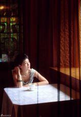 高清图：马伊琍最新杂志写真 恬淡中显优雅从容