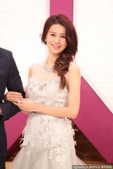 组图:TVB台庆钟嘉欣杨怡竞艳 黄忠泽吴卓羲抢镜