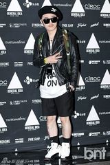 组图：miss A成员佳MIN与南宫民等助阵时装展