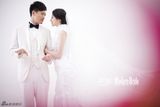 组图：董璇高云翔登《新娘》 纯美浪漫梦幻飘逸