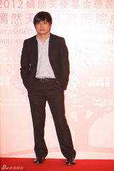 组图：嫣然天使幼儿园成立 众星亮相慈善晚宴