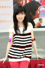 组图：吴君如间接承认怀孕 不惧与刘嘉玲竞争 