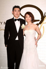 高清组图：蔡依林担任美丽伴娘 参加姐姐婚礼