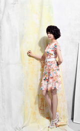 高清组图：成宥利夏装写真曼妙优雅