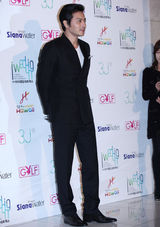 组图：韩星郑俊浩的婚礼 张东健等众韩星出席力捧