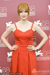 组图：《王尔德-莎乐美》发布会 导演获查斯坦献吻