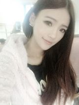 组图：微博女神美艳私照靠PS 网友幻灭大呼坑爹