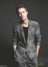 组图：马尔福《DAMAN》阴郁大片 诠释伦敦最酷男孩