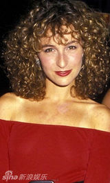 约翰尼-德普与第三任女友詹妮弗-格雷(1989－1990)