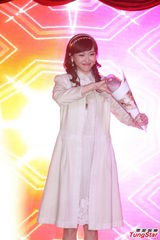 组图：曝刘恺威和唐嫣拍吻戏尴尬 因是杨幂闺蜜