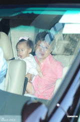 组图：黎姿双胞胎女儿庆生 小家伙神态颇似马廷强