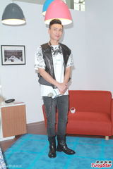 组图：黄宗泽与胡杏儿零交流 劝周丽淇快嫁